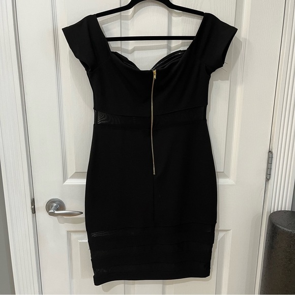 Justify black dress with mesh on middle of dress and on bottom. size large - Picture 8 of 11